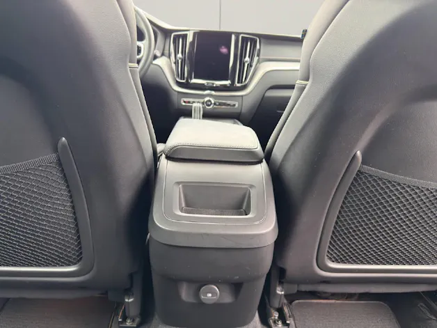 Volvo XC60 2.0 B5 MH R-Design AWD