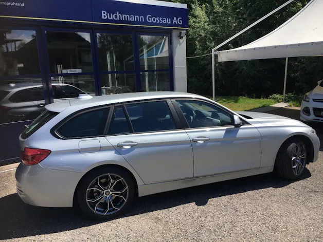 BMW 320d xDrive Touring