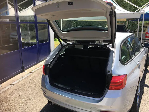 BMW 320d xDrive Touring