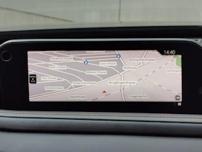 https://vehicle.imgix.net/4383740/448bcf3e-5c36-4455-8caa-ae7c8ad63bde.jpg
