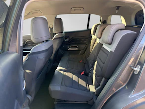 https://vehicle.imgix.net/4383745/ca0ad3b1-f2e2-4a61-b44c-0de96b124880.jpg