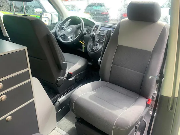 VW T5 California 3000 2.0 TDI 180 BE Edition DSG 4m