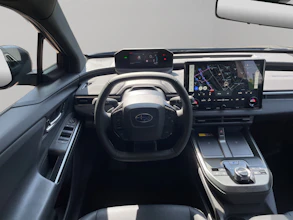 https://vehicle.imgix.net/4383750/aa1ec230-b22b-4522-97d4-f703aaf1afc9.jpg