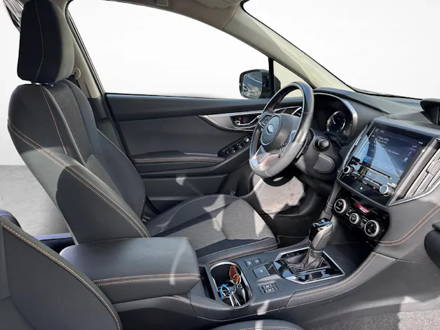 Subaru XV 2.0i e-Boxer Swiss Plus inkl. Anhängerkupplung abnehmbar und Winterräder