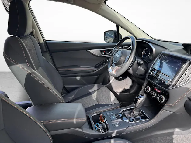 Subaru XV 2.0i e-Boxer Swiss Plus inkl. Anhängerkupplung abnehmbar und Winterräder