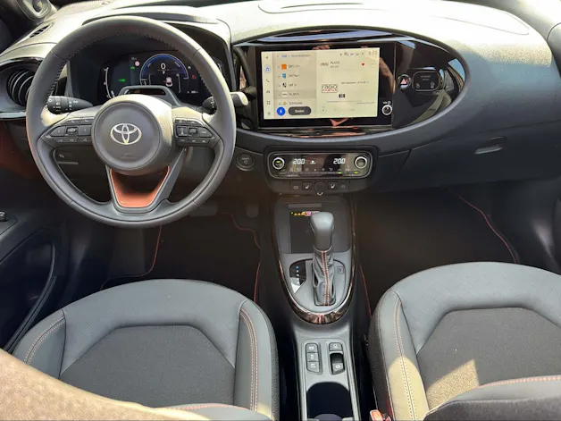 Toyota Aygo X 1.5 VVT-i HSD Style