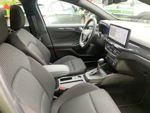 Ford Focus Station Wagon 1.0i EcoB Hybrid 155 ST-Line X