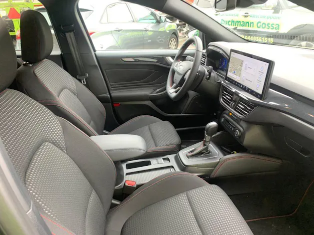 Ford Focus Station Wagon 1.0i EcoB Hybrid 155 ST-Line X