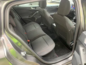 Ford Focus Station Wagon 1.0i EcoB Hybrid 155 ST-Line X