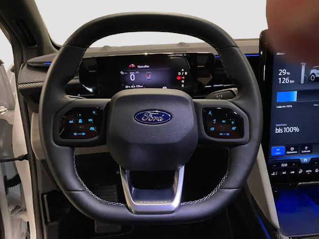Ford Explorer Extended Range Premium AWD