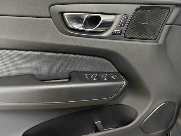 Volvo XC60 2.0 T6 TE R-Design eAWD
