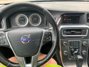 Volvo V60 2.4 D5 Summum AWD