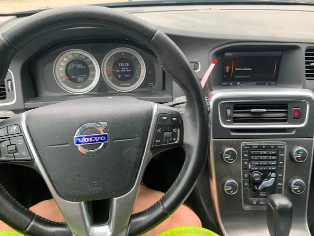 Volvo V60 2.4 D5 Summum AWD