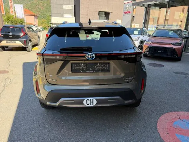Toyota Yaris Cross 1.5 VVT-i HSD Adventure AWD-i