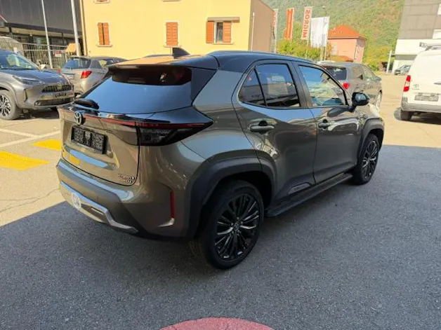 Toyota Yaris Cross 1.5 VVT-i HSD Adventure AWD-i