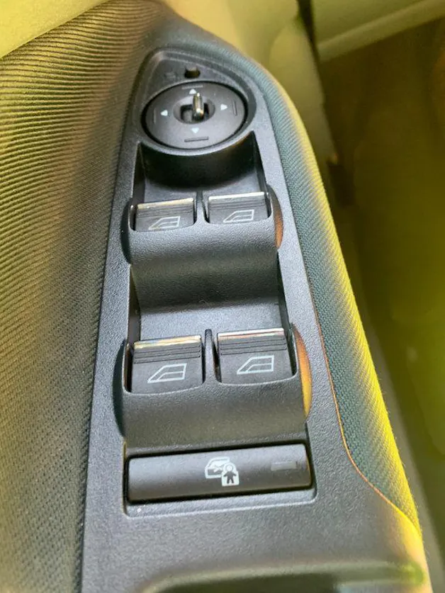 Ford Grand C-Max 1.6i EB SCTi 150 Carving