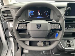 Peugeot e-Expert Kaw. Standard 50 kWh 136 PS