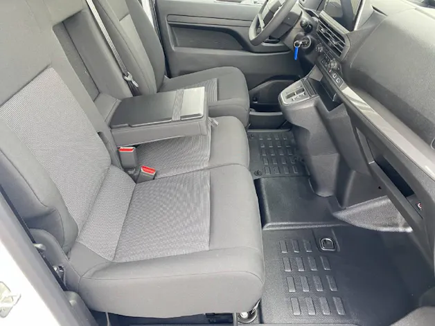 Peugeot Expert Kaw. Standard 2.2 BlueHDi 150 PS