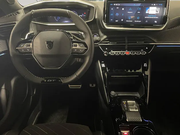 Peugeot 2008 1.2 Hybrid 145 GT