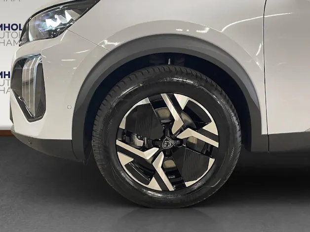 Peugeot 2008 1.2 Hybrid 145 GT