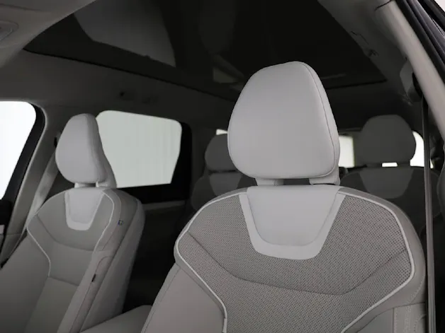 Volvo EX90 Twin Plus AWD / 800V