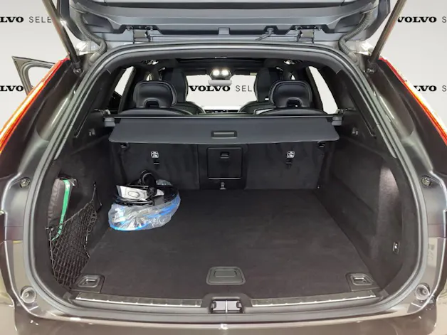 Volvo XC60 2.0 T8 TE R-Design eAWD