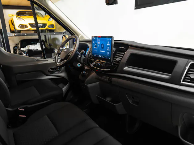 Ford E-Transit Van 350 L2H2 68kWh Basis