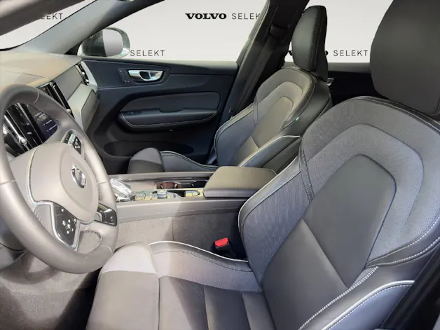 Volvo XC60 2.0 B5 MH Plus Dark AWD