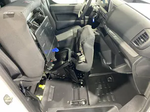 Peugeot e-Expert Kaw. Standard 75 kWh 136 PS