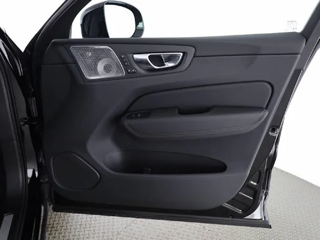 Volvo XC60 2.0 T8 TE Ultra Dark eAWD