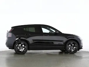 Volvo EX30 P5 Plus Swiss Black Edition Extended Range