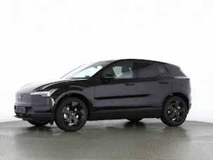 Volvo EX30 P5 Plus Swiss Black Edition Extended Range
