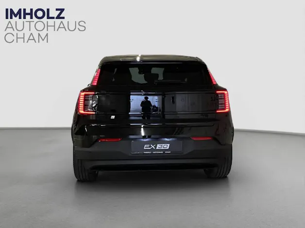 Volvo EX30 P8 Twin Ultra Black Edition AWD