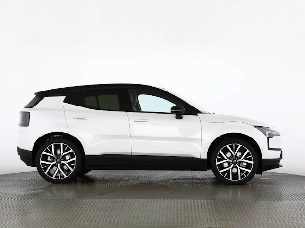 Volvo EX30 P5 Longe Range Ultra