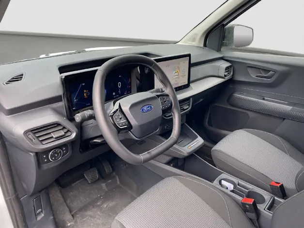 Ford E-Transit Courier Van 136 PS Trend