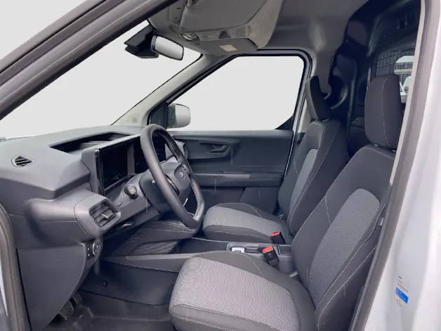 Ford E-Transit Courier Van 136 PS Trend
