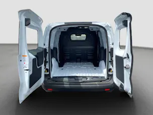 Ford E-Transit Courier Van 136 PS Trend