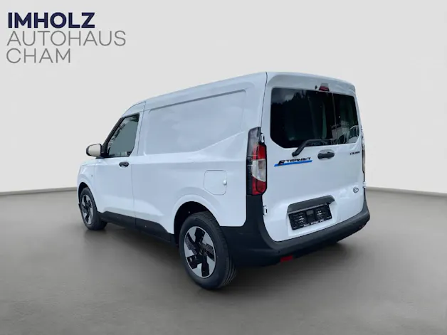 Ford E-Transit Courier Van 136 PS Trend