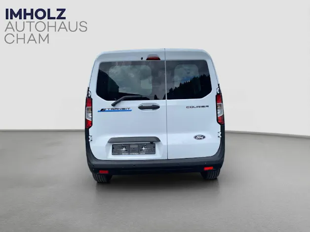 Ford E-Transit Courier Van 136 PS Trend