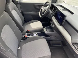 Ford E-Transit Courier Van 136 PS Trend
