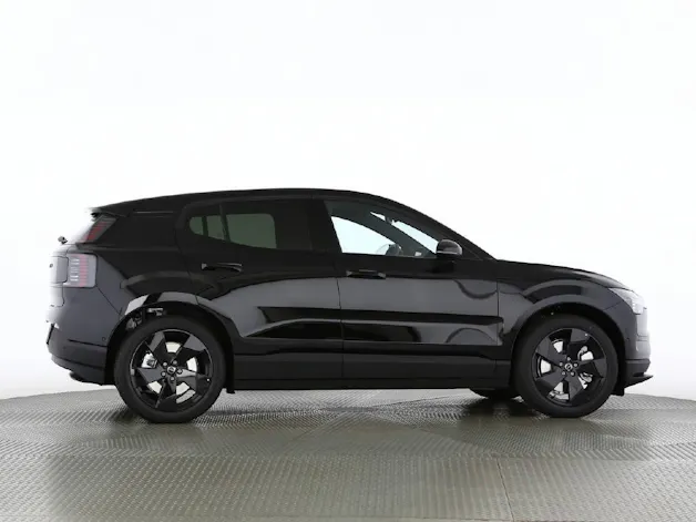Volvo EX30 P8 Twin Ultra Black Edition AWD