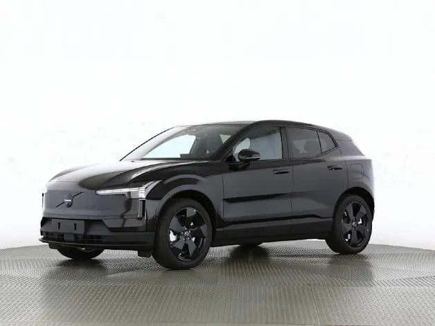 Volvo EX30 P8 Twin Ultra Black Edition AWD