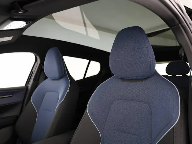 Volvo EX30 P8 Twin Ultra Black Edition AWD
