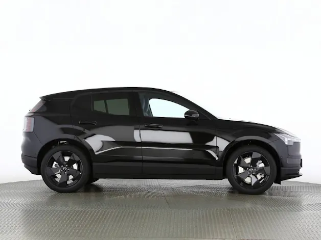 Volvo EX30 P8 Twin Ultra Black Edition AWD