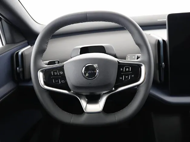 Volvo EX30 P8 Twin Ultra Black Edition AWD