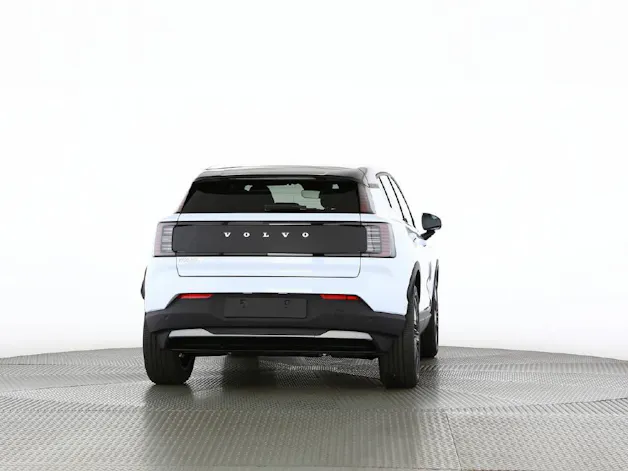 Volvo EX30 Cross Country P8 Ultra AWD