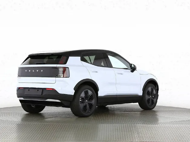 Volvo EX30 Cross Country P8 Ultra AWD