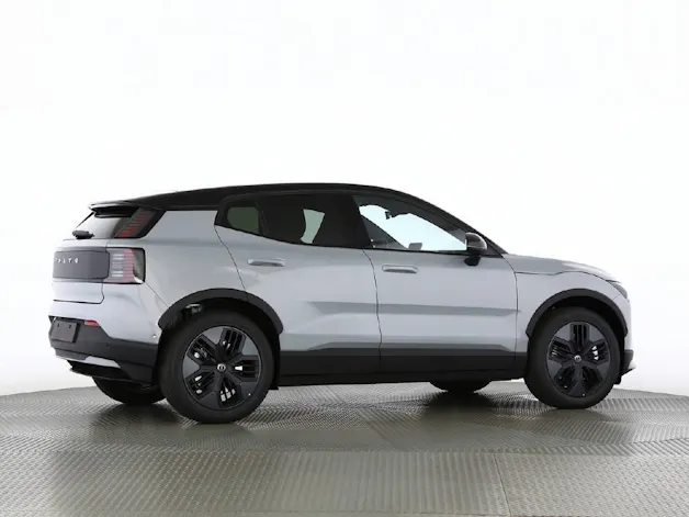 Volvo EX30 Cross Country P8 Ultra AWD