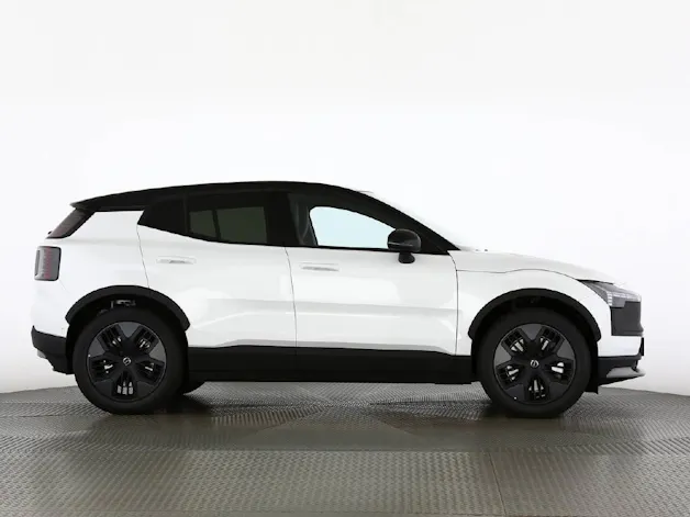 Volvo EX30 Cross Country P8 Ultra AWD