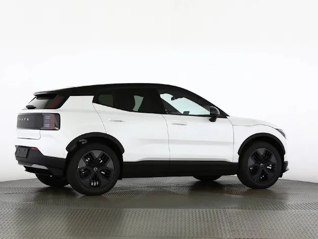 Volvo EX30 Cross Country P8 Ultra AWD